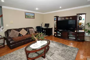 96 Brewster Cir, Old Bridge Township, NJ 08857 - Photo 4