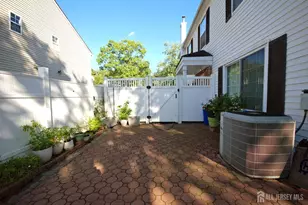 96 Brewster Cir, Old Bridge Township, NJ 08857 - Photo 30