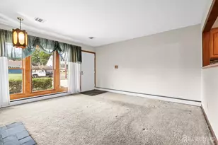 57 Columbus Ave, Edison, NJ 08817 - Photo 6