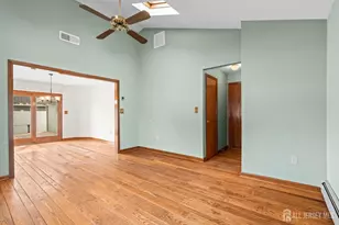 57 Columbus Ave, Edison, NJ 08817 - Photo 18