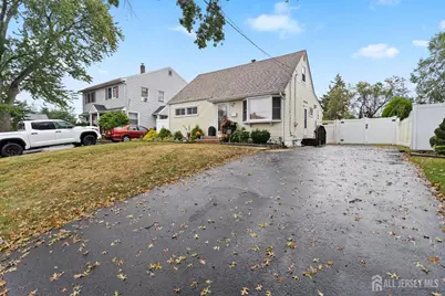 31 Hull Drive, Edison, NJ 08817 - Photo 4