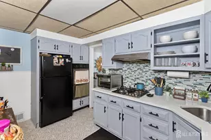 31 Hull Dr, Edison, NJ 08817 - Photo 10