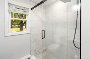 174 Alcoa Ave, Edison, NJ 08837 - Photo 10