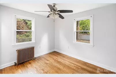 174 Alcoa Avenue, Edison, NJ 08837 - Photo 8