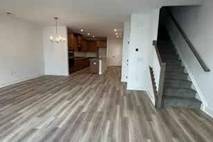 10102 Donatello Dr Dr, Princeton, NJ 08540 - Photo 2