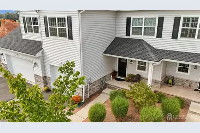 15 Pansy Court, Franklin Township, NJ 08873 - Photo 2