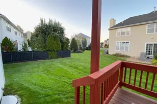 2 Hampshire Pl, Monroe Township, NJ 08831 - Photo 22