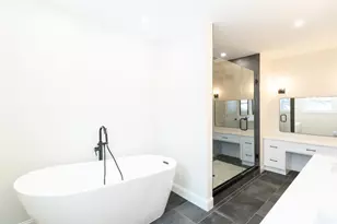 86 Albert Ave, Edison, NJ 08837 - Photo 40