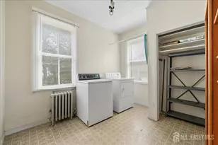 225 Irvington Ave, Franklin Township, NJ 08873 - Photo 12