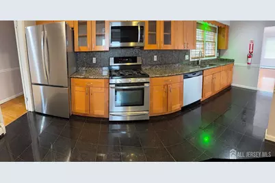 134 Oak Street #1, Rahway, NJ 07065 - Photo 4