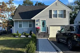 1019 Main St, Fords, NJ 08824 - Photo 1