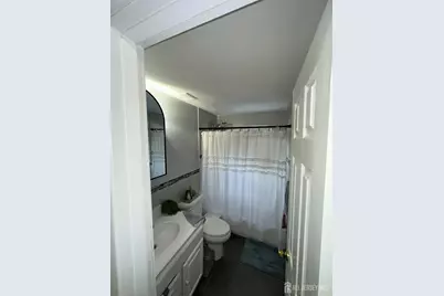 1019 Main Street, Fords, NJ 08824 - Photo 12