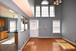 24 Hawthorne Rd, North Brunswick Township, NJ 08902 - Photo 6