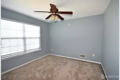 24 Hawthorne Road, North Brunswick Township, NJ 08902 - Photo 20