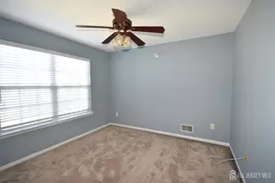 24 Hawthorne Rd, North Brunswick Township, NJ 08902 - Photo 20