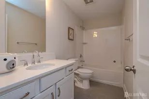 2605 Charleston Dr, Monroe Township, NJ 08831 - Photo 20