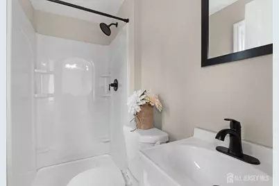 400 Main Street, Middlesex, NJ 08846 - Photo 8