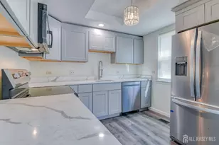 8A Sussex Way, Monroe Township, NJ 08831 - Photo 2