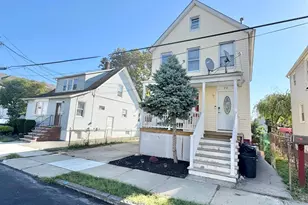 72 Charles St, Carteret, NJ 07008 - Photo 2