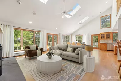 924 Hughes Drive, Hamilton Township, NJ 08690 - Photo 2