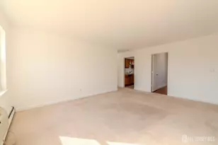 88 Fox Rd, Edison, NJ 08817 - Photo 8