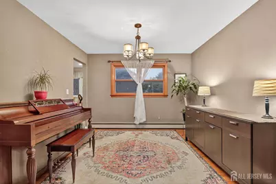 7 Rosewood Drive, Milltown, NJ 08850 - Photo 12