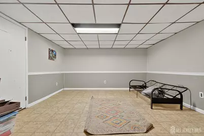 7 Rosewood Drive, Milltown, NJ 08850 - Photo 24