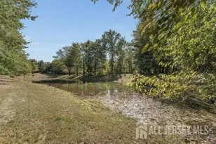 18 N Sheffield Ct, North Brunswick Township, NJ 08902 - Photo 18