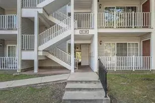 18 N Sheffield Ct, North Brunswick Township, NJ 08902 - Photo 2