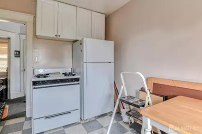 213 S Main Street S, Milltown, NJ 08850 - Photo 10