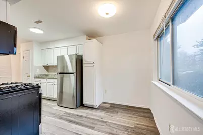 1116 Edison Glen Terrace, Edison, NJ 08837 - Photo 8