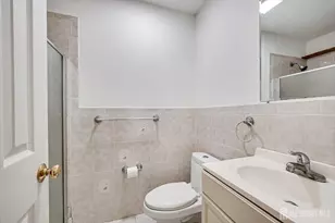 1116 Edison Glen Terrace, Edison, NJ 08837 - Photo 16