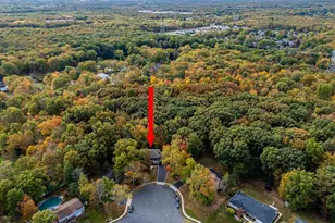 8 Woodmere Rd, North Brunswick Township, NJ 08902 - Photo 22