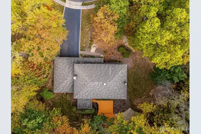 8 Woodmere Road, North Brunswick Township, NJ 08902 - Photo 2