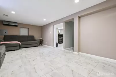 657 Barron Avenue, Woodbridge Township, NJ 07095 - Photo 22