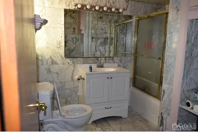 11 Post Boulevard, Carteret, NJ 07008 - Photo 12