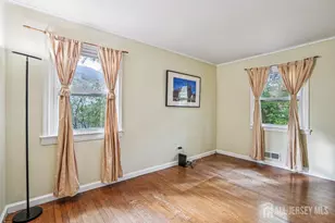 35 Revere Blvd, Edison, NJ 08820 - Photo 12