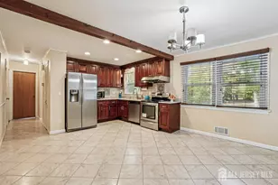35 Revere Blvd, Edison, NJ 08820 - Photo 6