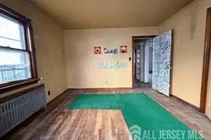 49 Loretta St, Perth Amboy, NJ 08861 - Photo 10