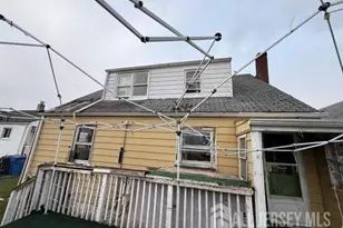 49 Loretta St, Perth Amboy, NJ 08861 - Photo 24