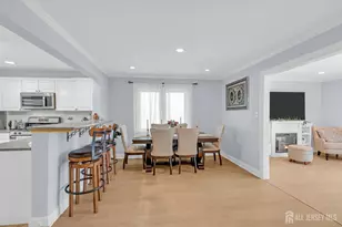 22 Tanbark Dr, Sayreville, NJ 08859 - Photo 10