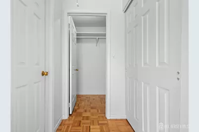 1704 Woodbridge Commons Way, Iselin, NJ 08830 - Photo 20