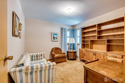 670 Columbus Circle, Perth Amboy, NJ 08861 - Photo 18