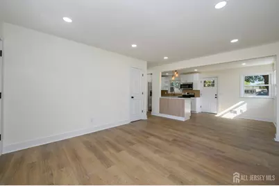 250 Ford Avenue, Fords, NJ 08863 - Photo 4
