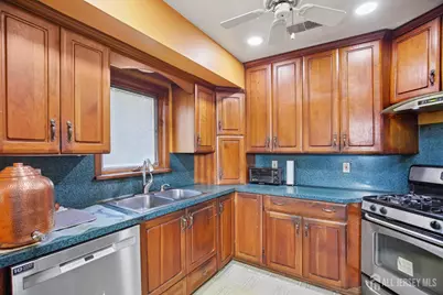 70 Tyler Avenue, Iselin, NJ 08830 - Photo 8