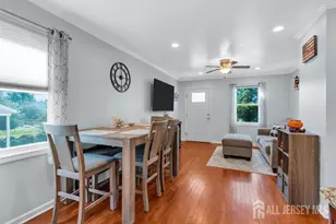 35 Willow St, Middletown, NJ 07758 - Photo 14