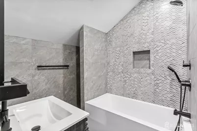 210 Washington Avenue, Edison, NJ 08817 - Photo 24