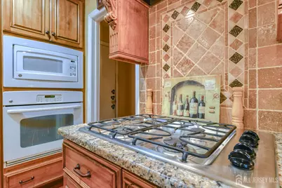 51 S Brook Drive, Milltown, NJ 08850 - Photo 12