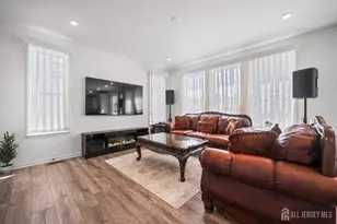 40 Gazania Dr, Old Bridge Township, NJ 08857 - Photo 10