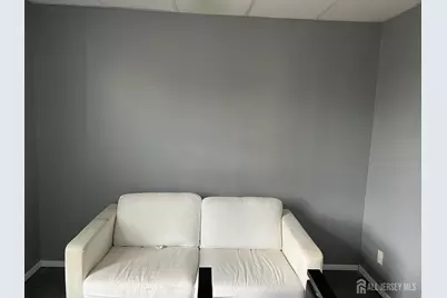 247 Washington Avenue #2-F, Carteret, NJ 07008 - Photo 4